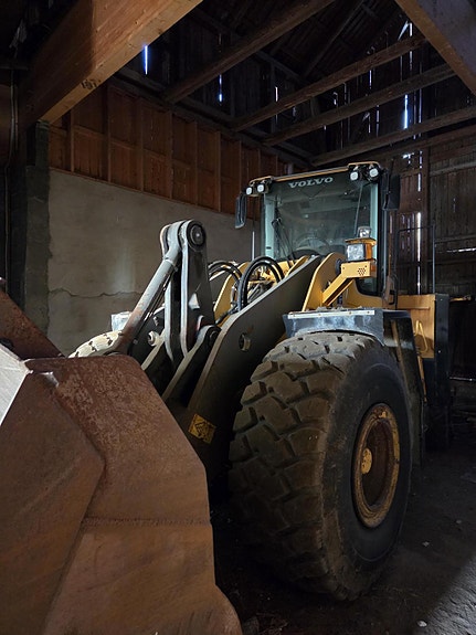 Volvo L180f 2 of 5