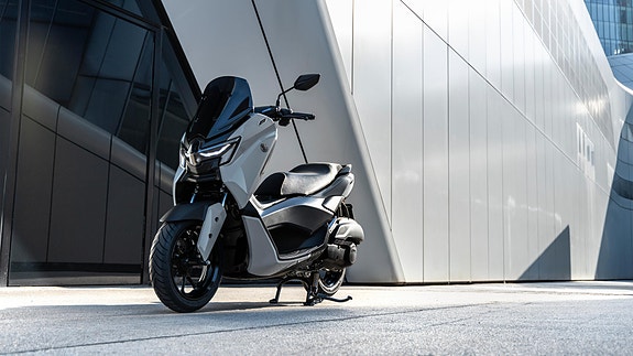 Yamaha NMAX 125 Tech MAX 10 of 22