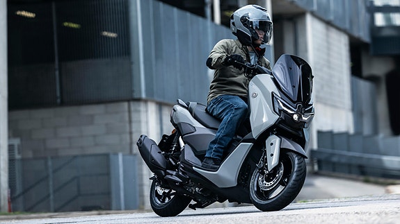 Yamaha NMAX 125 Tech MAX 5 of 5
