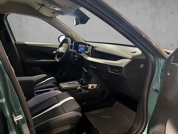 Opel Frontera 9 of 18