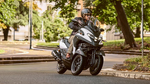 Yamaha Tricity 300 3 of 5