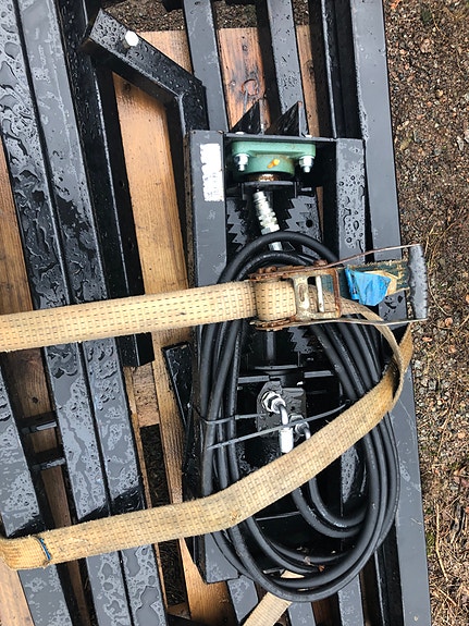 Japa vedmaskin og Stokkebord