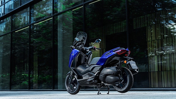 Yamaha XMAX 300 23 of 27