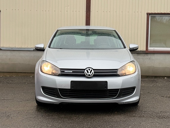 Volkswagen Golf VI 2 of 24