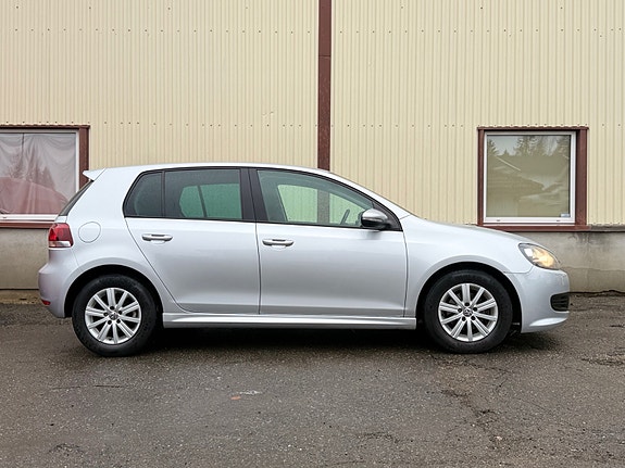 Volkswagen Golf VI 4 of 24
