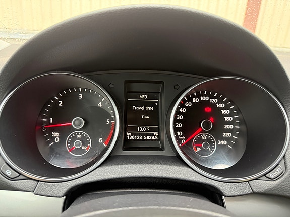 Volkswagen Golf VI 9 of 24