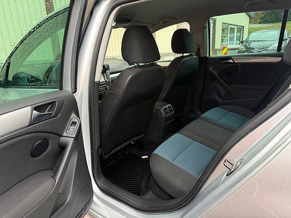 Volkswagen Golf VI 18 of 24