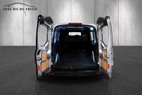 Ford Transit Connect 13 of 29