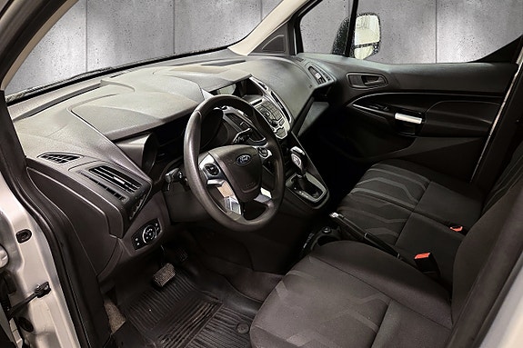 Ford Transit Connect 17 of 29
