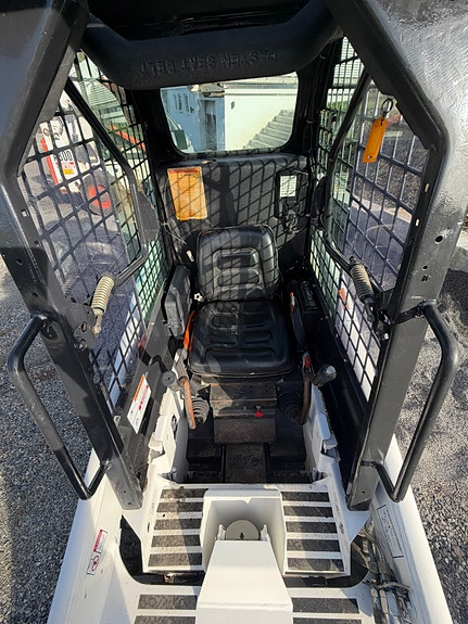 Bobcat 463 8 of 21
