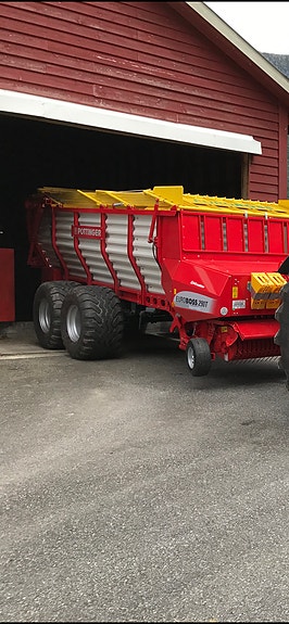 Pøttinger EUROBOSS 290T
