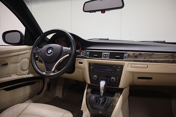 BMW 335i 23 of 30