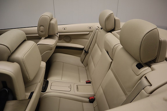 BMW 335i 18 of 30