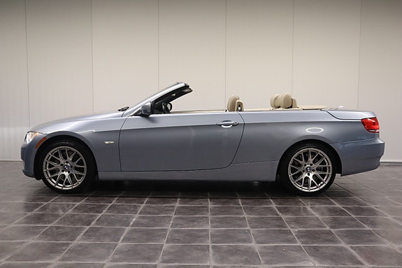BMW 335i 6 of 30