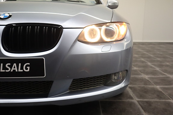 BMW 335i 8 of 30
