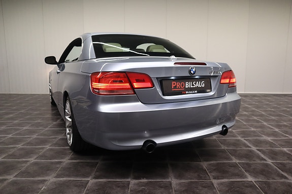 BMW 335i 3 of 30