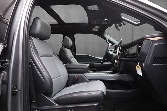 Ford F-150 8 of 30