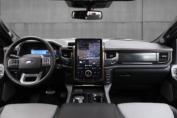 Ford F-150 4 of 30