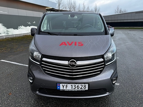 Opel Vivaro 8 of 21