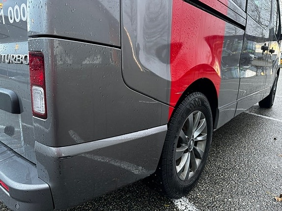 Opel Vivaro 20 of 21