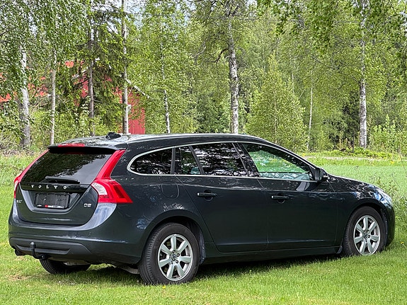 Volvo V60 12 of 22