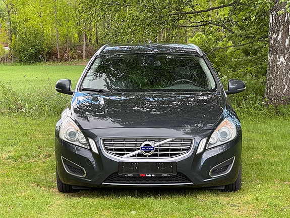 Volvo V60 4 of 22