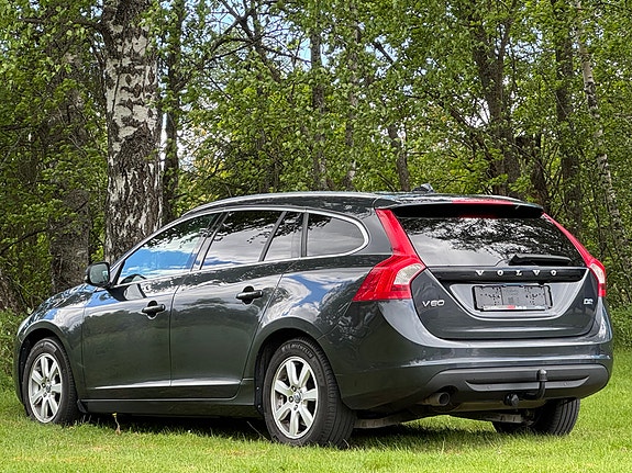 Volvo V60 7 of 22