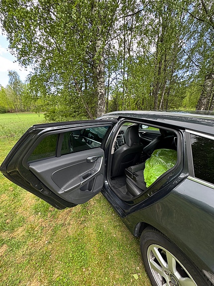 Volvo V60 15 of 22