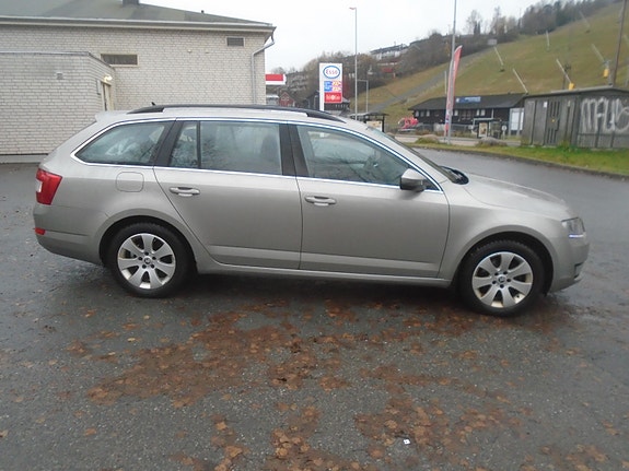 Skoda Octavia 5 of 5