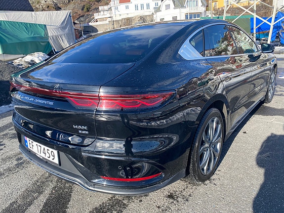 BYD Han 9 of 30