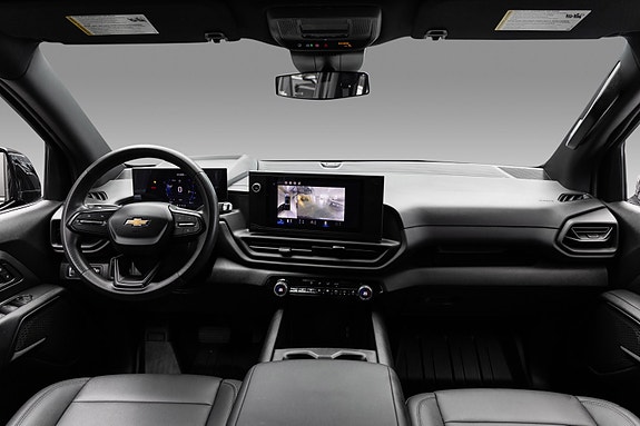 Chevrolet Silverado EV 13 of 26