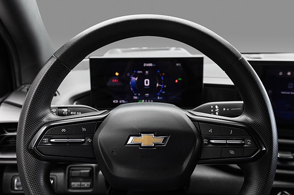 Chevrolet Silverado EV 15 of 26