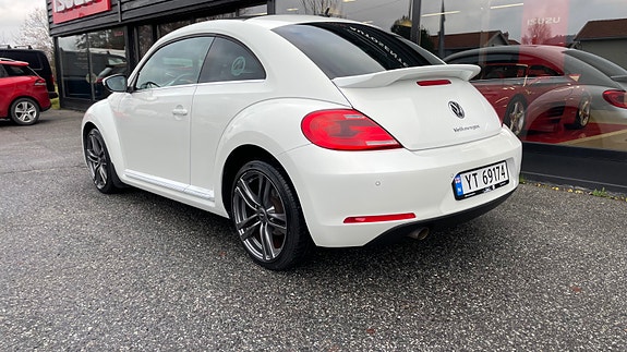 Volkswagen Beetle 5 of 24