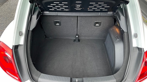 Volkswagen Beetle 9 of 24