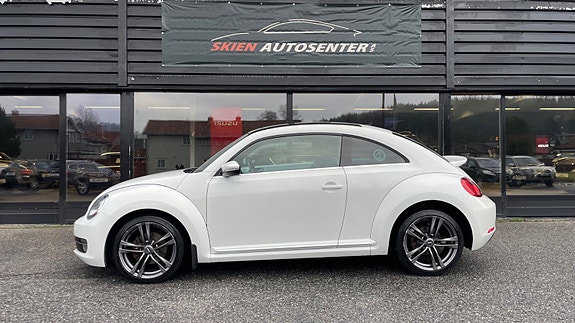 Volkswagen Beetle 2 of 24