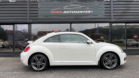 Volkswagen Beetle 3 of 24