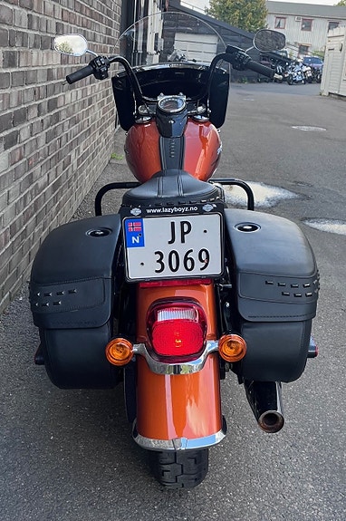 Harley-Davidson FLHCS Heritage Classic 114 5 of 12