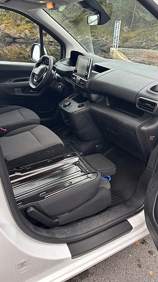 Peugeot Partner 9 of 12