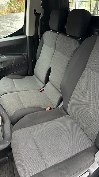 Peugeot Partner 10 of 12