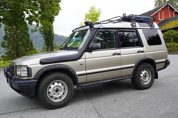 Land Rover Discovery 4 of 30