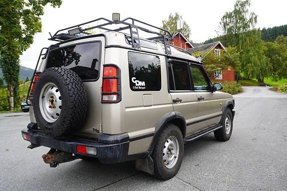 Land Rover Discovery 7 of 30