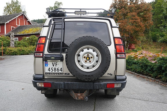 Land Rover Discovery 6 of 30