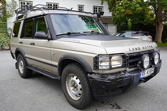 Land Rover Discovery 9 of 30