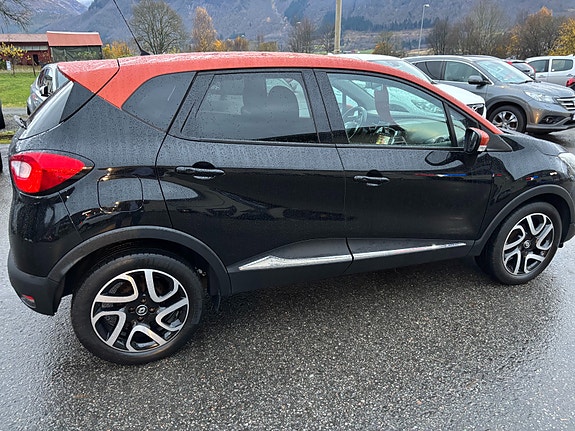 Renault Captur 4 of 5