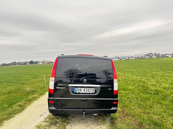 Mercedes-Benz Viano 8 of 21