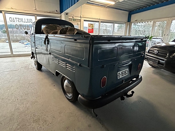 Volkswagen Transporter 3 of 13