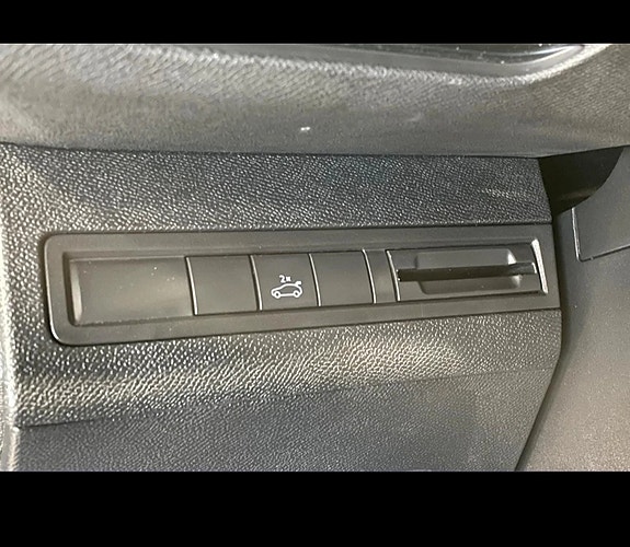 Peugeot 5008 24 of 30