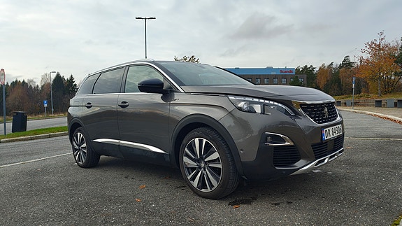 Peugeot 5008 9 of 30