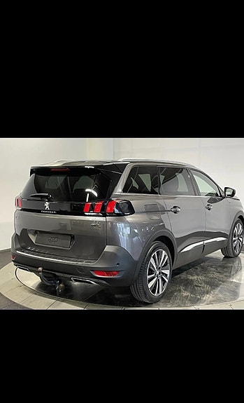 Peugeot 5008 3 of 30
