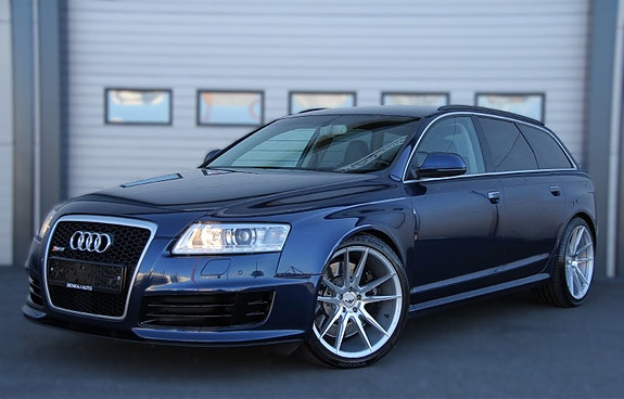 Audi RS6 2 of 30